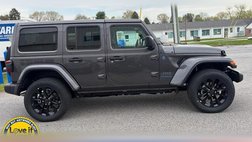 2025 Jeep Wrangler Sahara 4WD