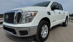 2017 Nissan Titan SV