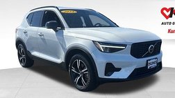 2024 Volvo XC40 B5 Core