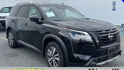 2024 Nissan Pathfinder SL