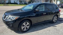 2017 Nissan Pathfinder SV