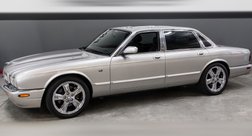 1999 Jaguar XJR Base
