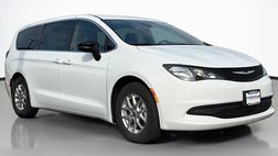 2025 Chrysler Voyager LX