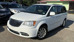 2016 Chrysler Town and Country Touring