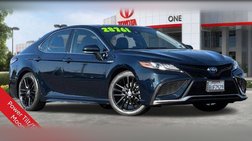 2021 Toyota Camry Hybrid XSE