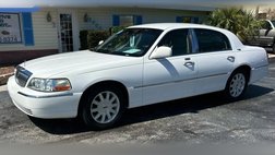 2011 Lincoln Town Car Signature Limited