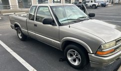 2001 Chevrolet S-10 LS