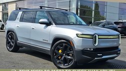 2023 Rivian R1S Adventure
