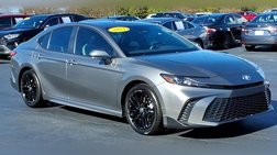 2025 Toyota Camry Hybrid SE