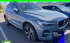2022 Volvo XC60 B5 Momentum