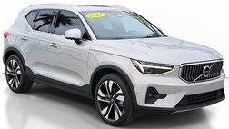 2024 Volvo XC40 B5 Plus Bright Theme