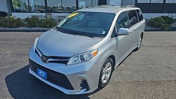 2020 Toyota Sienna LE