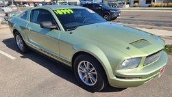 2005 Ford Mustang Deluxe