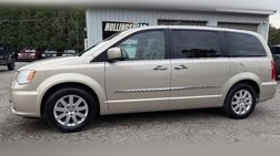 2015 Chrysler Town and Country Touring