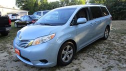 2015 Toyota Sienna LE 7-Passenger Auto Access Sea