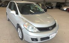 2011 Nissan Versa 1.8 S