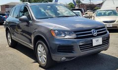 2014 Volkswagen Touareg Sport