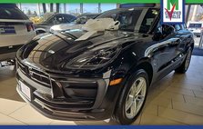 2023 Porsche Macan T