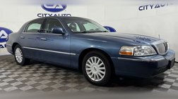 2005 Lincoln Town Car Signature Limited