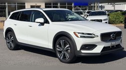 2023 Volvo V60 Cross Country B5 Plus