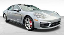 2022 Porsche Panamera GTS
