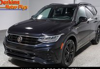 2022 Volkswagen Tiguan SE R-Line Black