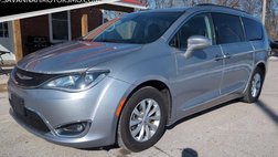 2017 Chrysler Pacifica Touring Plus