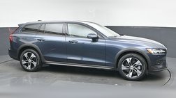 2024 Volvo V60 Cross Country B5 Plus
