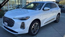 2025 Audi Q5 quattro Premium TFSI
