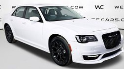 2023 Chrysler 300 Touring L