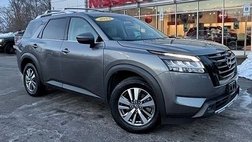 2023 Nissan Pathfinder SL