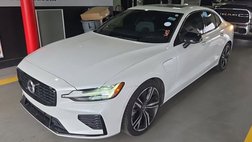 2022 Volvo S60 Recharge T8 R-Design