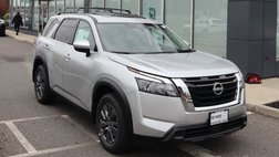 2025 Nissan Pathfinder SV