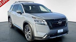 2023 Nissan Pathfinder Platinum