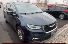 2022 Chrysler Pacifica Touring