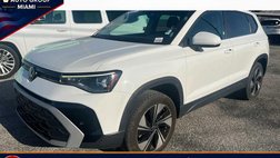 2025 Volkswagen Taos SE 4Motion
