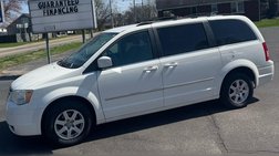 2010 Chrysler Town and Country Touring