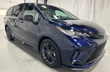 2025 Toyota Sienna XSE 7-Passenger