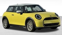 2025 MINI Hardtop Cooper S Signature Trim