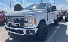 2023 Ford Super Duty F-350 XLT