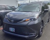 2025 Toyota Sienna Platinum 7-Passenger