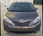 2017 Toyota Sienna LE