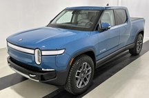 2024 Rivian R1T Adventure