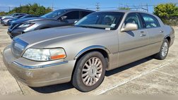 2004 Lincoln Town Car Signature