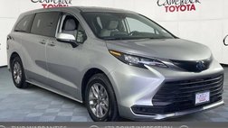 2024 Toyota Sienna LE 8-Passenger