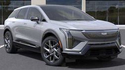 2025 Cadillac OPTIQ Luxury 2