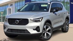 2024 Volvo XC40 B5 Plus Dark Theme