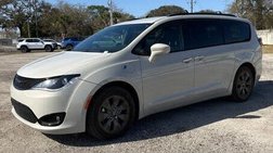 2020 Chrysler Pacifica Hybrid Touring L