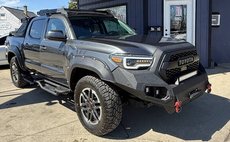 2019 Toyota Tacoma SR