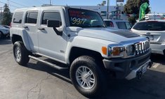 2009 HUMMER H3 Base